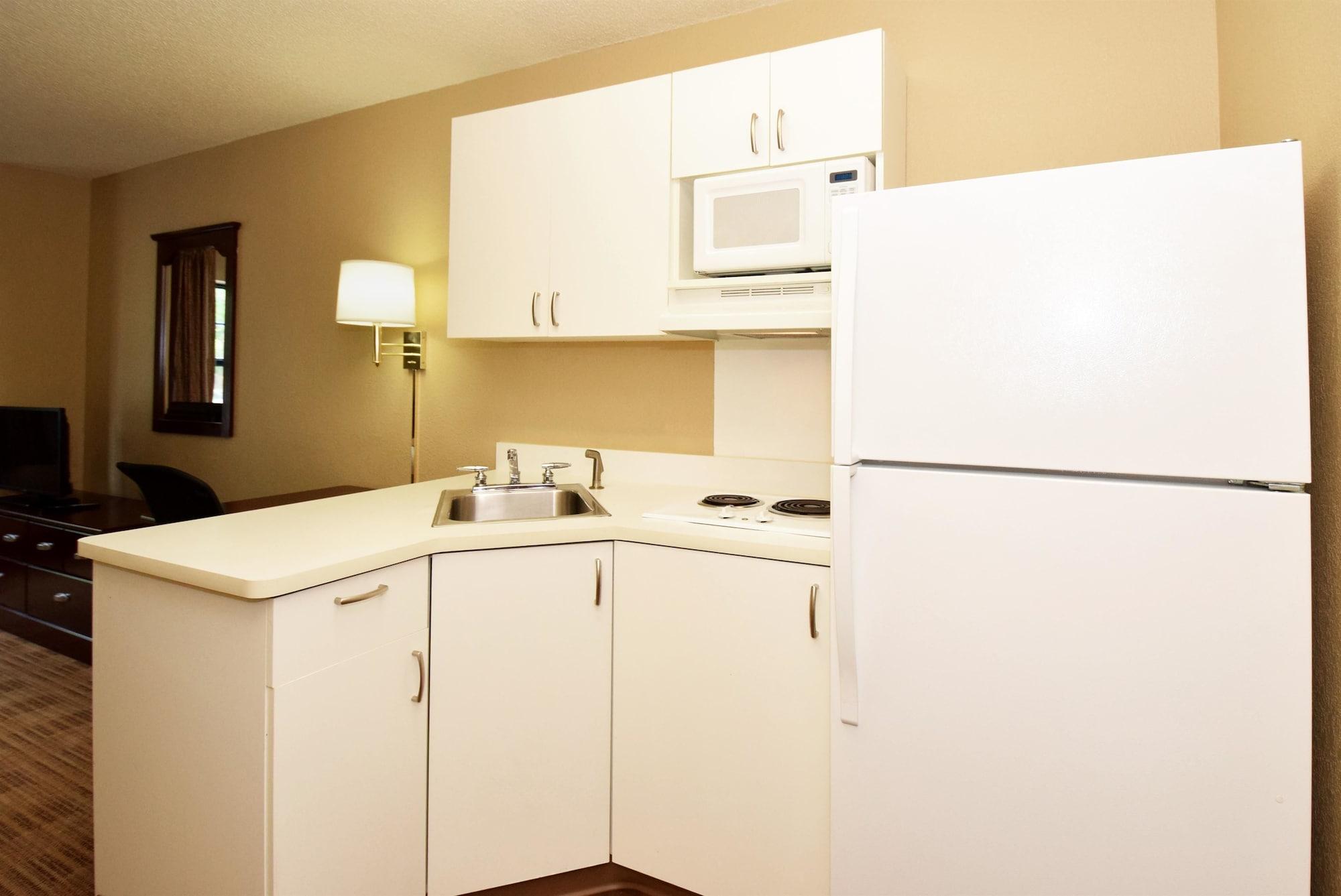 Extended Stay America Suites - Detroit - Dearborn Exterior photo